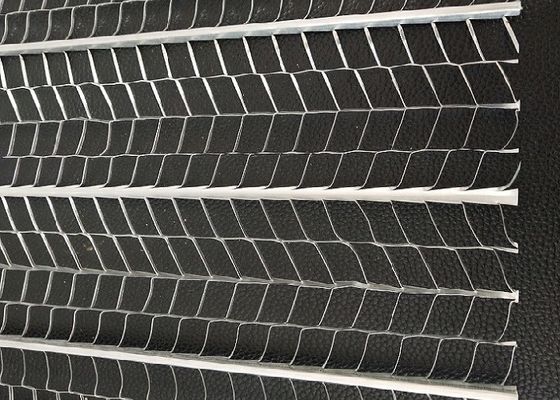 610mm Lebar Rib Lath Mesh Diamond Hole Galvanized Metal Panjang 2m